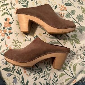 Bryr Wooden Brown Suede Women's Clogs 39